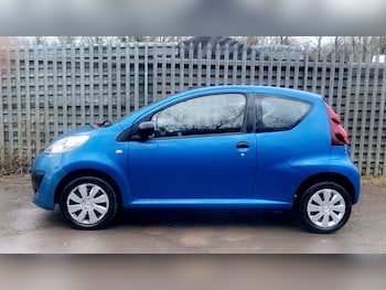 Used Peugeot 107 2013 for sale - 77409478: Photo