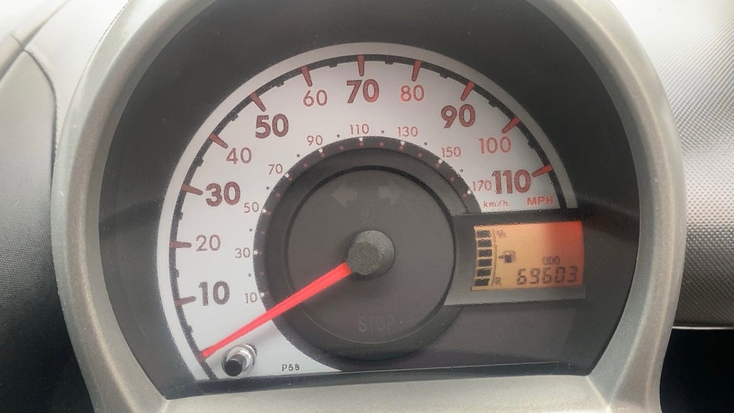 Used Toyota AYGO 2012 for sale - 76686923: Photo 12