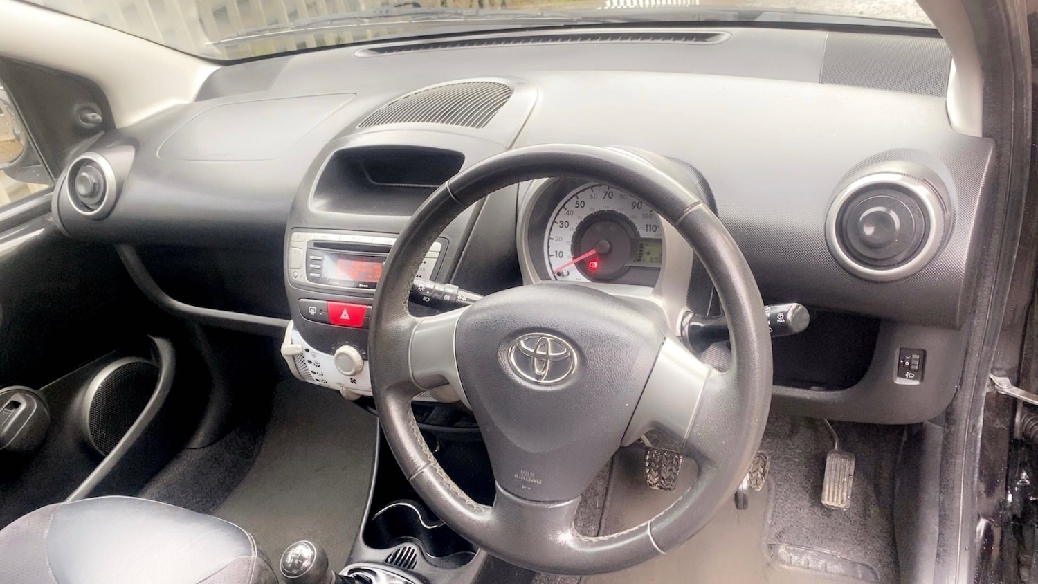 Used Toyota AYGO 2012 for sale - 76686923: Photo 15