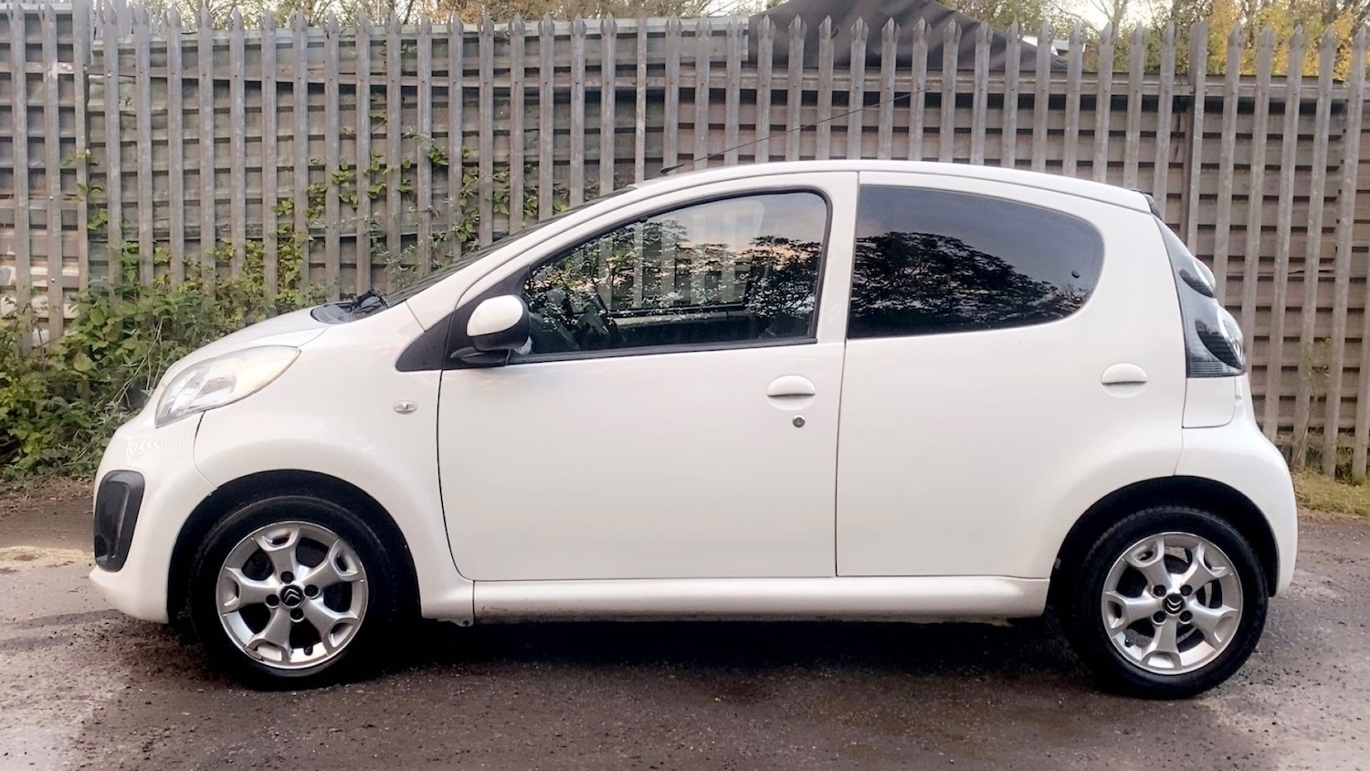 Used Citroen C1 2013 for sale - 76387410: Photo 8