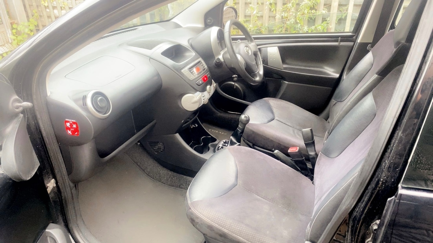 Used Toyota AYGO 2012 for sale - 77097020: Photo 14