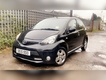 Used Toyota AYGO 2010 for sale - 76618792: Photo