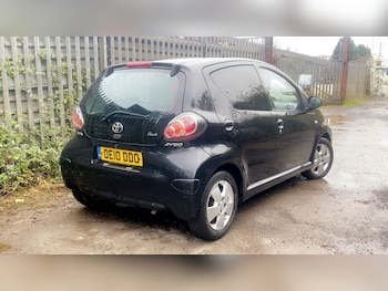 Used Toyota AYGO 2010 for sale - 76618792: Photo