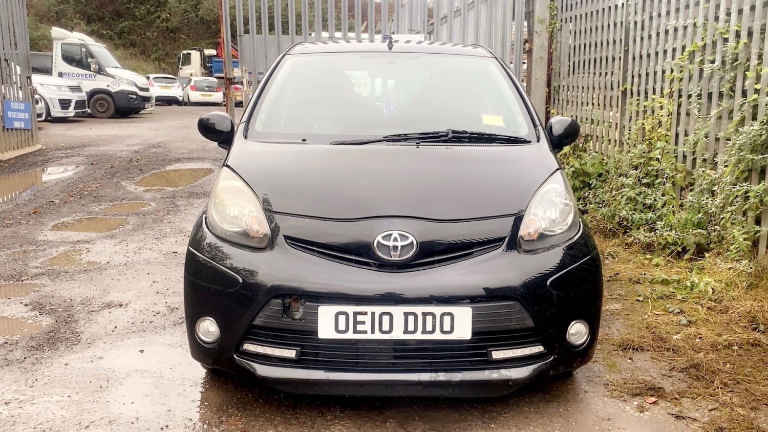 Used Toyota AYGO 2010 for sale - 76618792: Photo 8