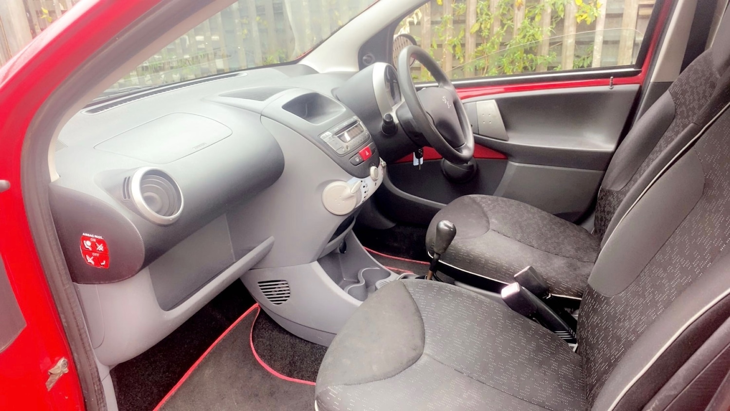 Used Peugeot 107 2010 for sale - 76863701: Photo 13