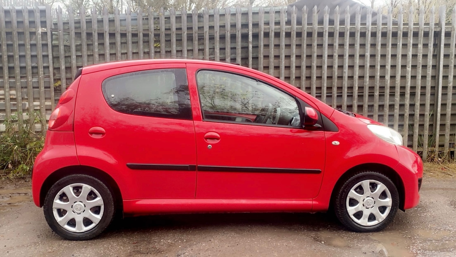 Used Peugeot 107 2010 for sale - 76863701: Photo 6