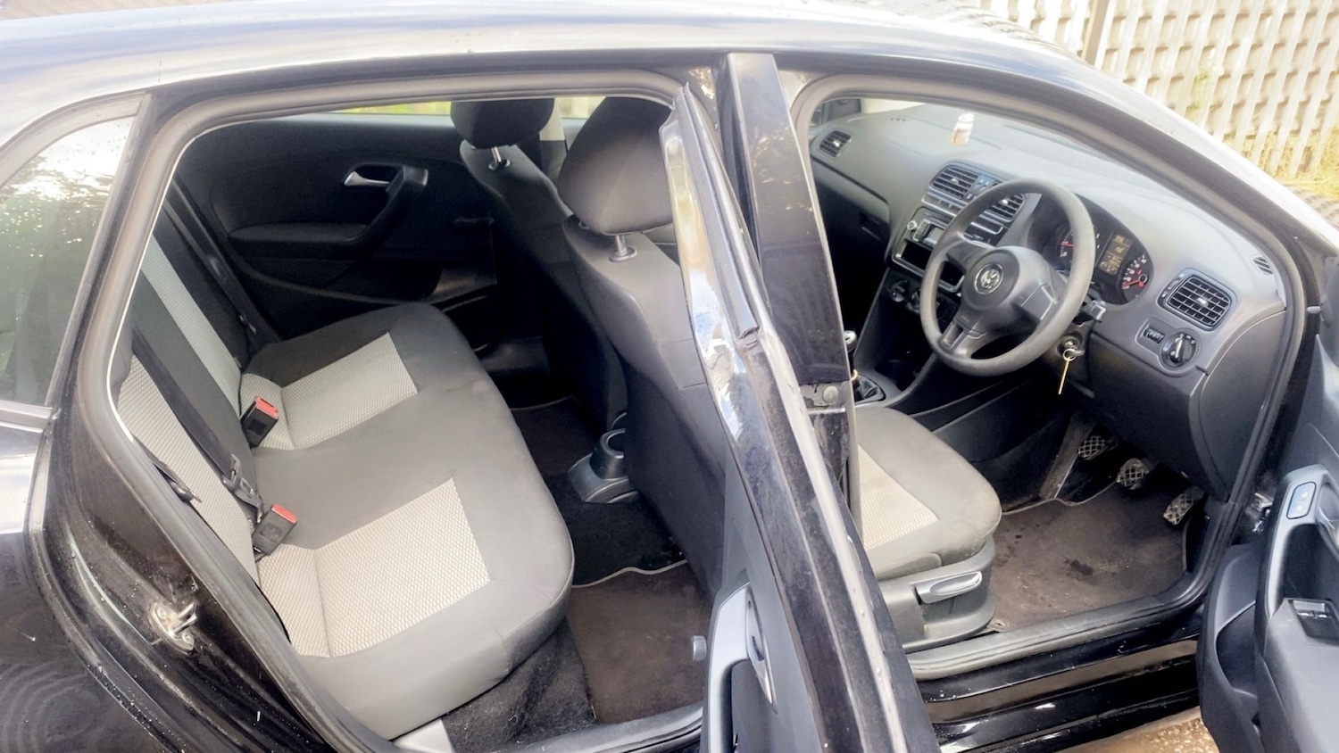 Used Volkswagen Polo 2011 for sale - 76431061: Photo 15