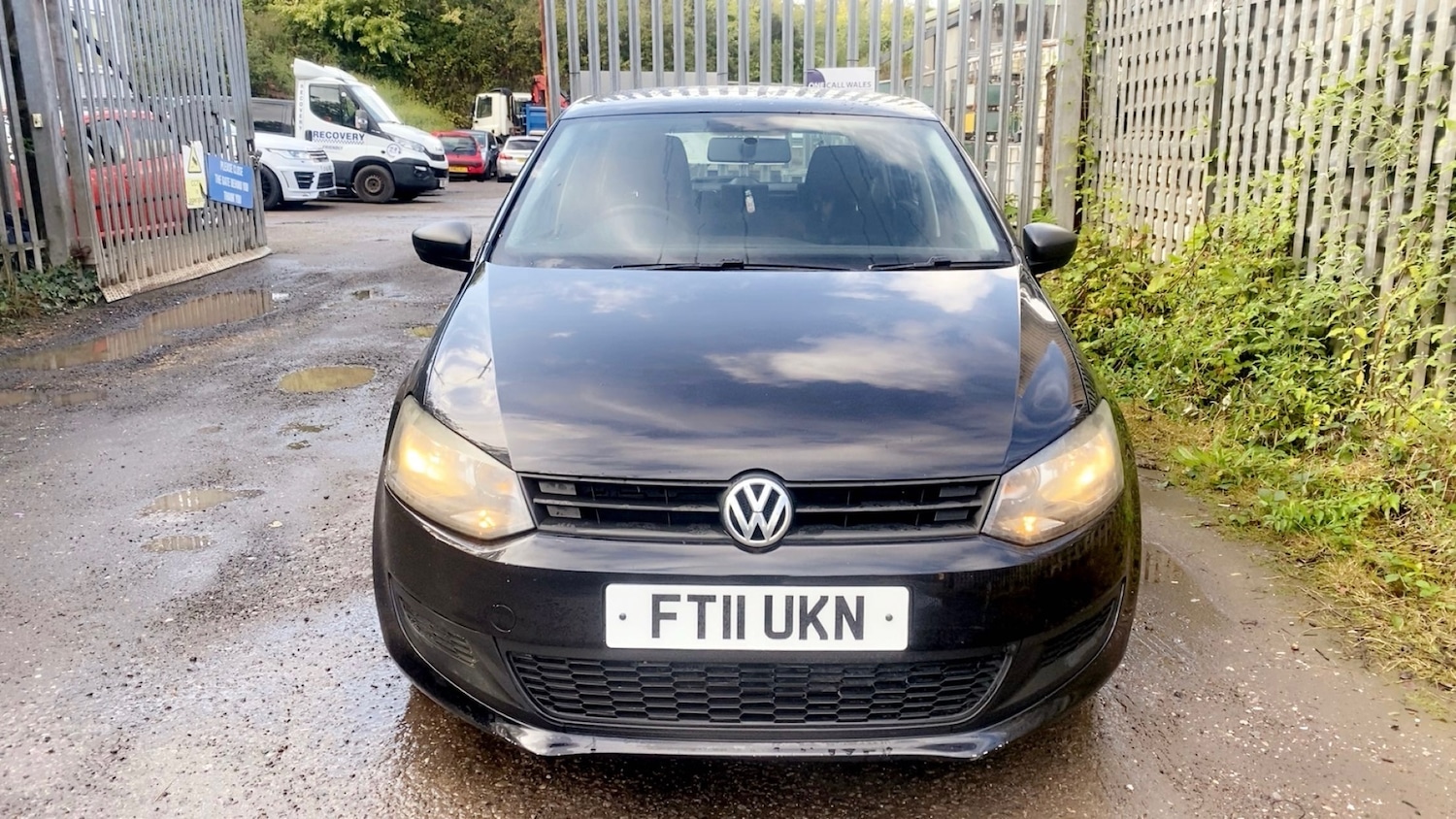 Used Volkswagen Polo 2011 for sale - 76431061: Photo 3