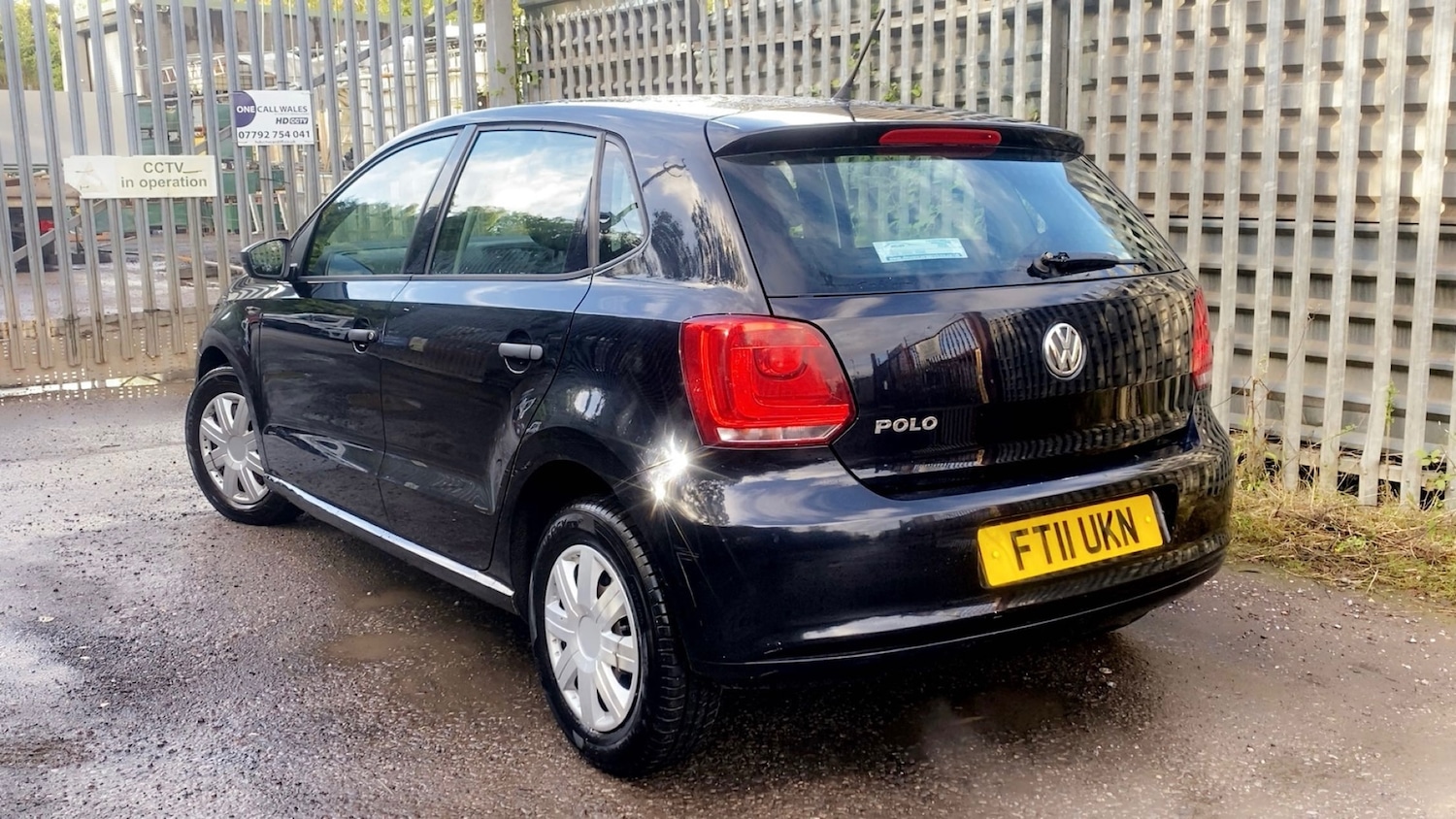 Used Volkswagen Polo 2011 for sale - 76431061: Photo 5