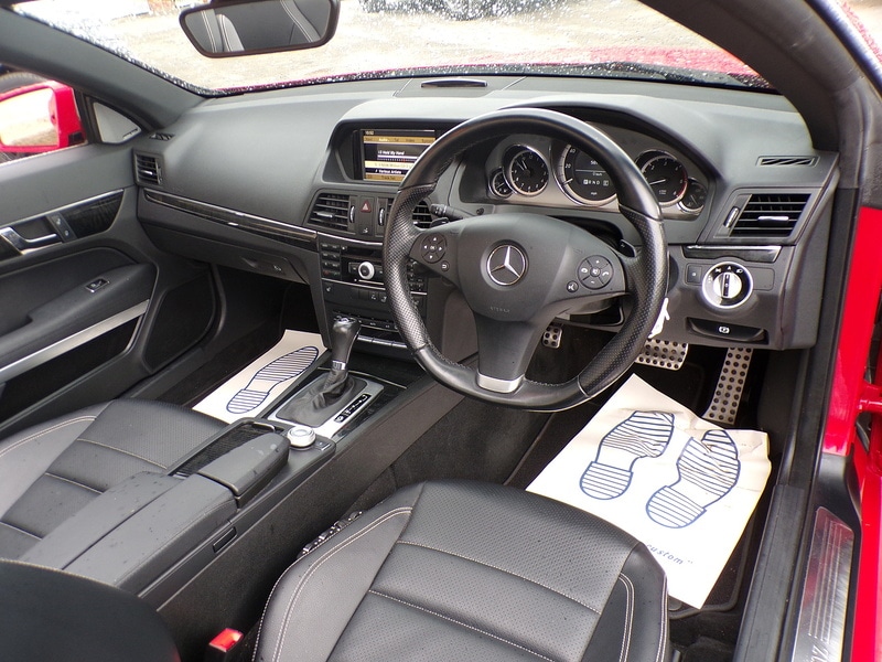 Used Mercedes-Benz E Class 2010 for sale - 76280464: Photo 11