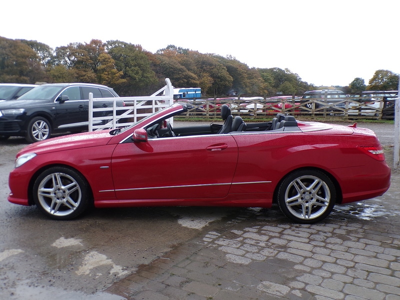 Used Mercedes-Benz E Class 2010 for sale - 76280464: Photo 4