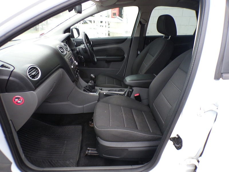 Used Ford Focus 2011 for sale - 78052996: Photo 10