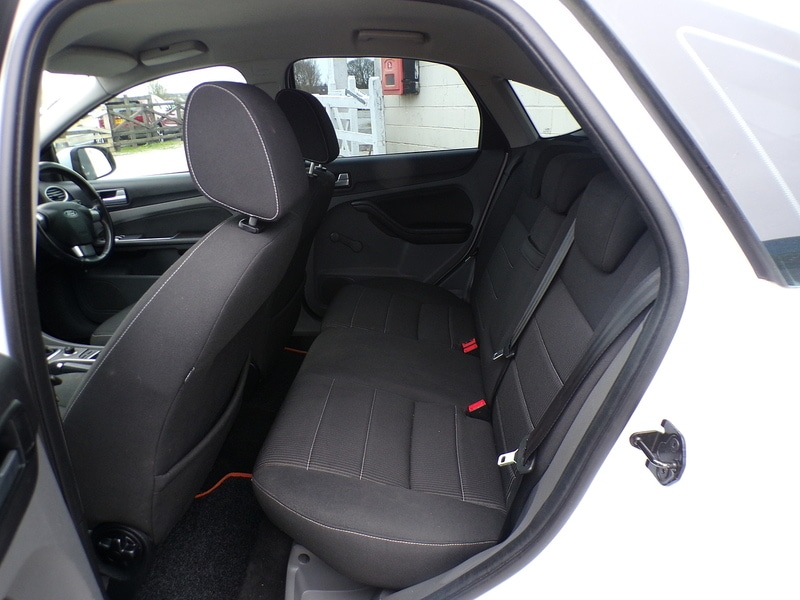 Used Ford Focus 2011 for sale - 78052996: Photo 12