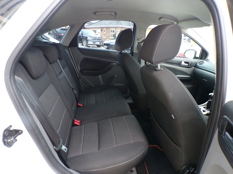 Used Ford Focus 2011 for sale - 78052996: Photo 13