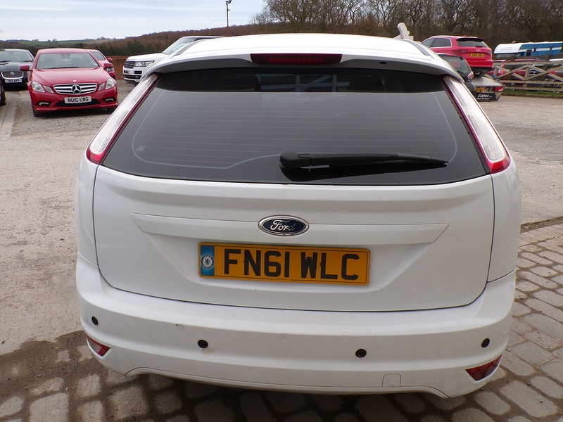Used Ford Focus 2011 for sale - 78052996: Photo 5