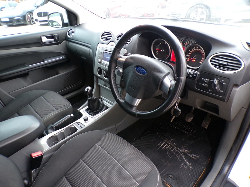 Used Ford Focus 2011 for sale - 78052996: Photo 8