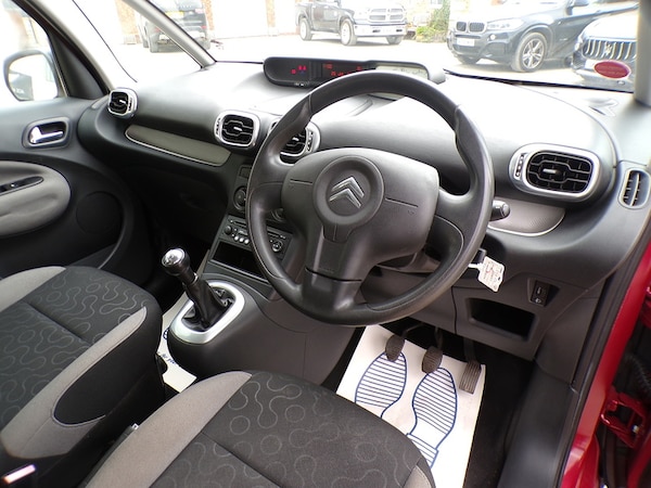 Used Citroen C3 Picasso 2010 for sale - 74963921: Photo 10