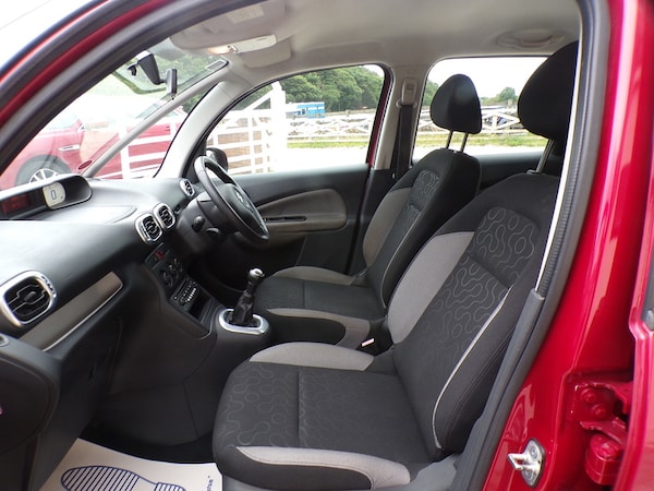 Used Citroen C3 Picasso 2010 for sale - 74963921: Photo 12