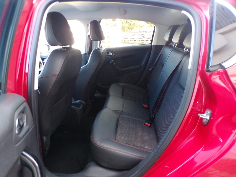 Used Peugeot 208 2016 for sale - 75961200: Photo 16