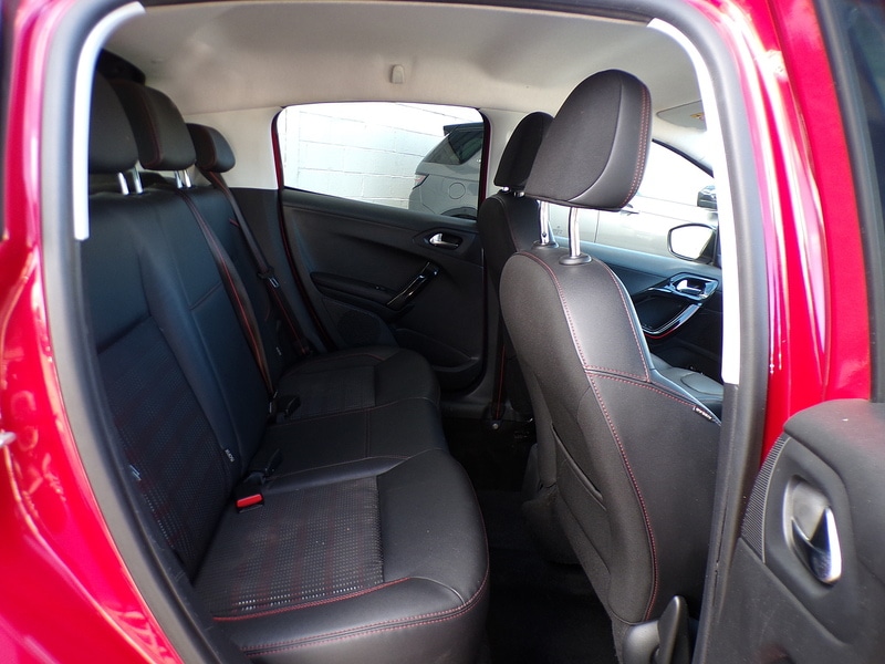 Used Peugeot 208 2016 for sale - 75961200: Photo 17