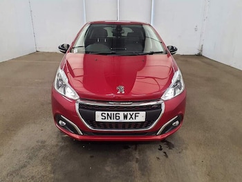 Used Peugeot 208 2016 for sale - 75961200: Photo