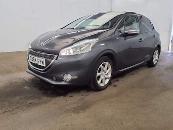 Used Peugeot 208 2014 for sale - 75897318: Photo