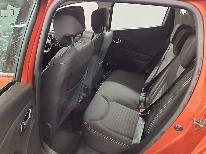 Used Renault Clio 2015 for sale - 77140245: Photo 10