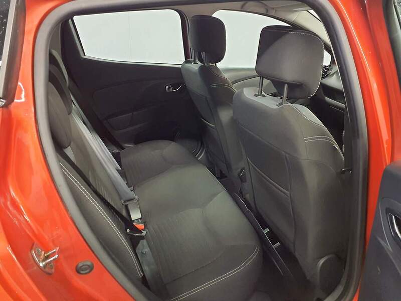 Used Renault Clio 2015 for sale - 77140245: Photo 11