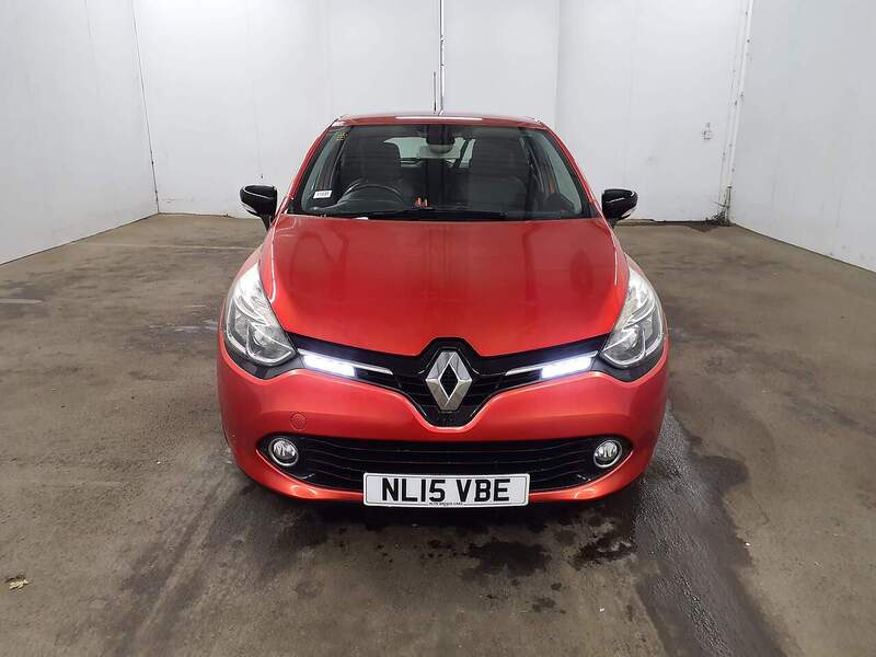 Used Renault Clio 2015 for sale - 77140245: Photo 2