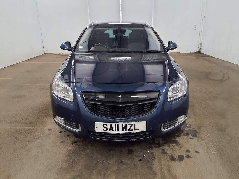 Used Vauxhall Insignia 2011 for sale - 77976803: Photo 2