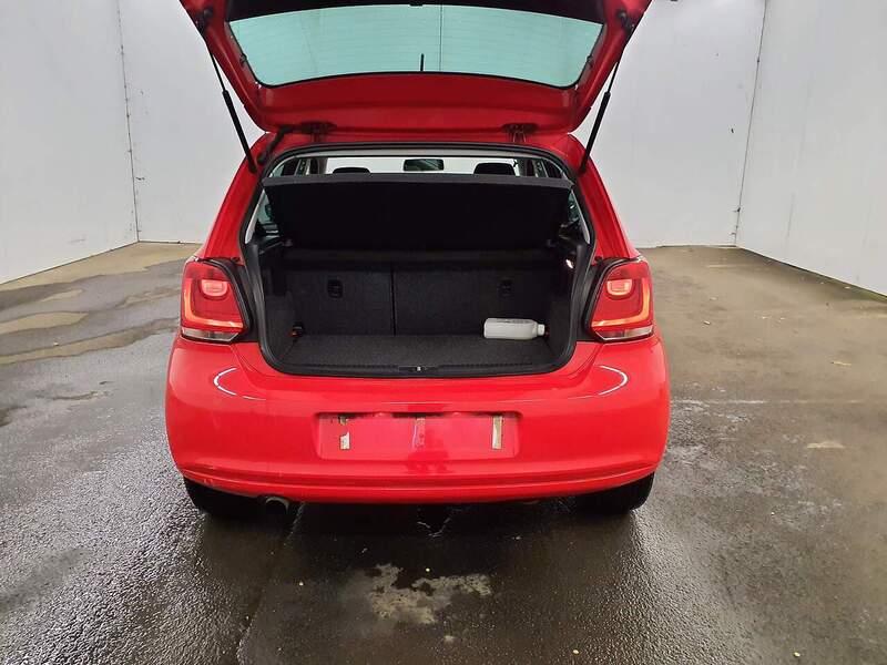 Used Volkswagen Polo 2012 for sale - 77584085: Photo 11