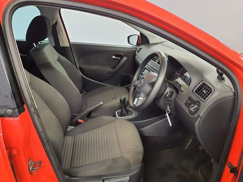 Used Volkswagen Polo 2012 for sale - 77584085: Photo 7