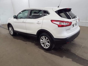 Used Nissan Qashqai 2015 for sale - 78840278: Photo
