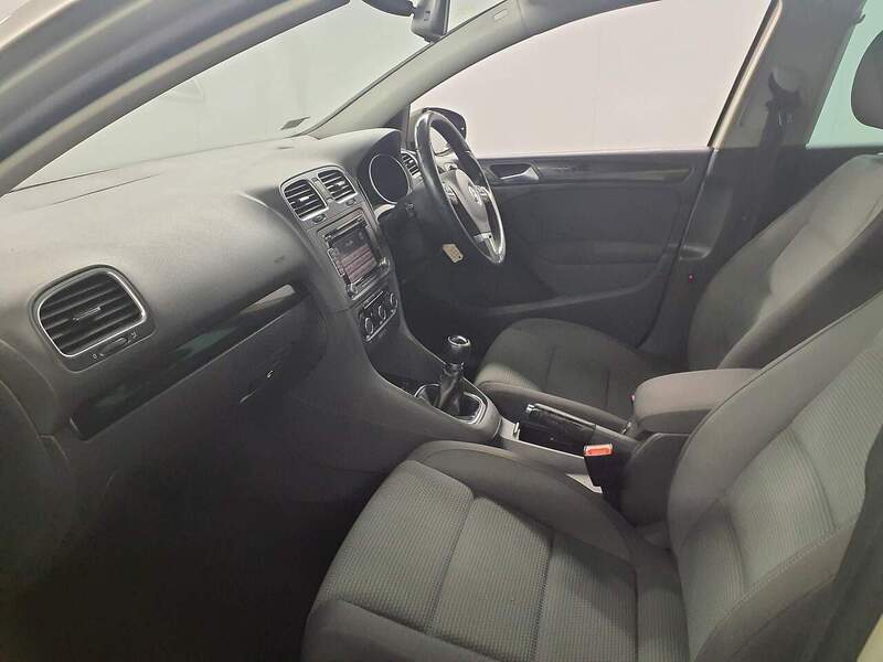 Used Volkswagen Golf 2012 for sale - 77384876: Photo 8