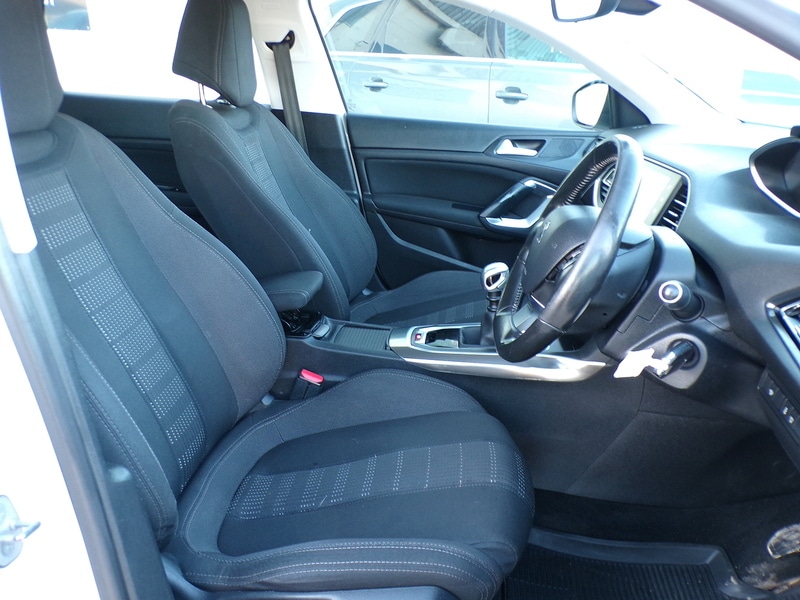 Used Peugeot 308 SW 2015 for sale - 77622094: Photo 13