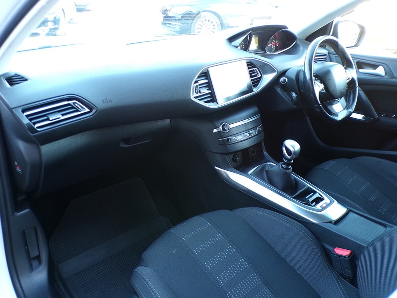 Used Peugeot 308 SW 2015 for sale - 77622094: Photo 15