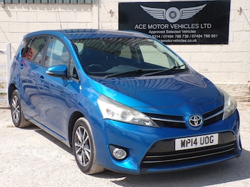 Used Toyota Verso 2014 for sale - 79434730: Photo