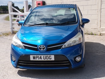 Used Toyota Verso 2014 for sale - 79434730: Photo
