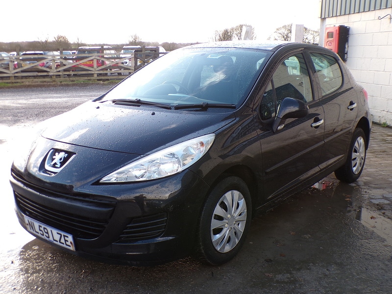 Used Peugeot 207 2009 for sale - 76910707: Photo 4