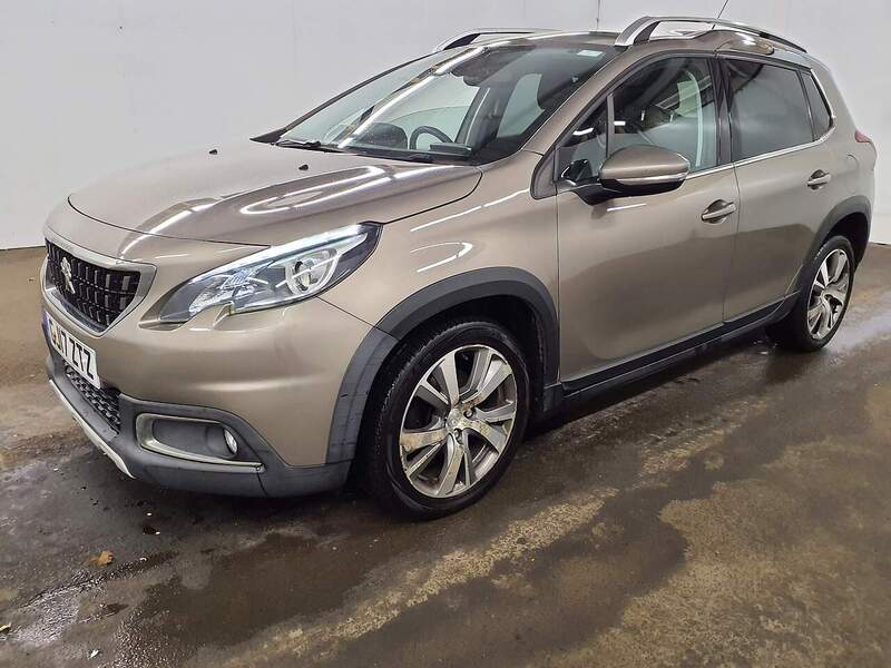 Used Peugeot 2008 2017 for sale - 76768825: Photo 3