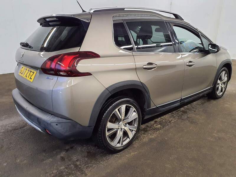 Used Peugeot 2008 2017 for sale - 76768825: Photo 6