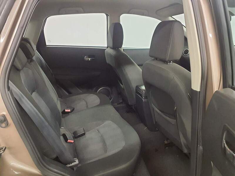 Used Nissan Qashqai 2010 for sale - 77027559: Photo 10
