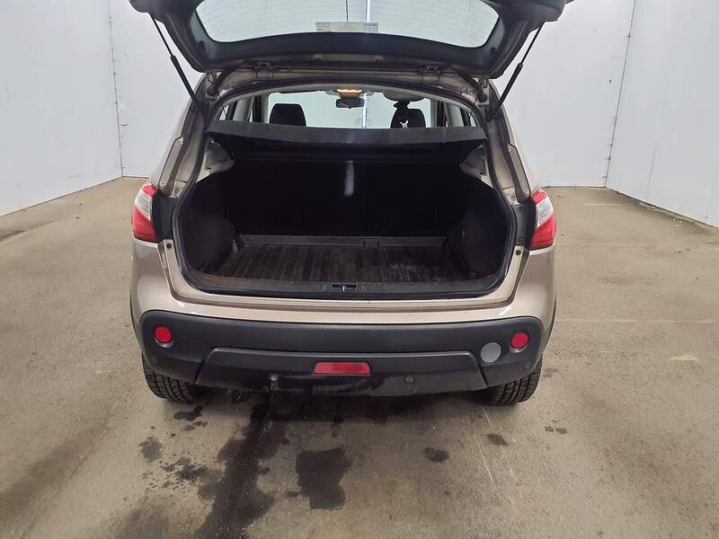 Used Nissan Qashqai 2010 for sale - 77027559: Photo 11