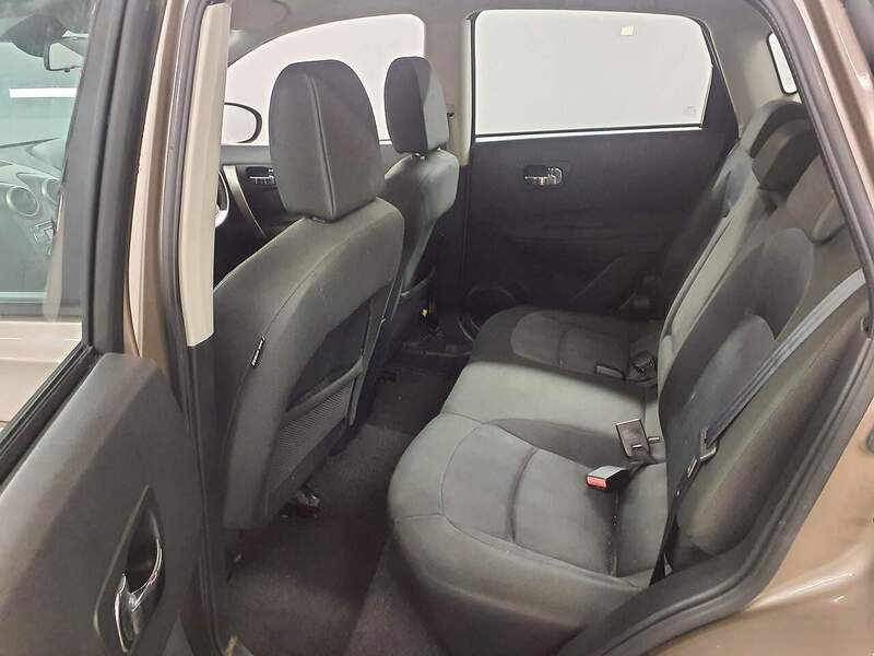 Used Nissan Qashqai 2010 for sale - 77027559: Photo 9