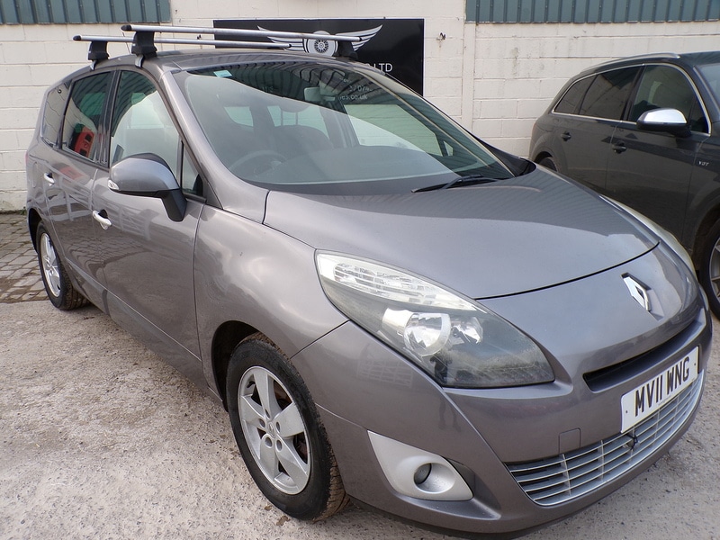 Used Renault Grand Scenic 2011 for sale - 77129121: Photo 10