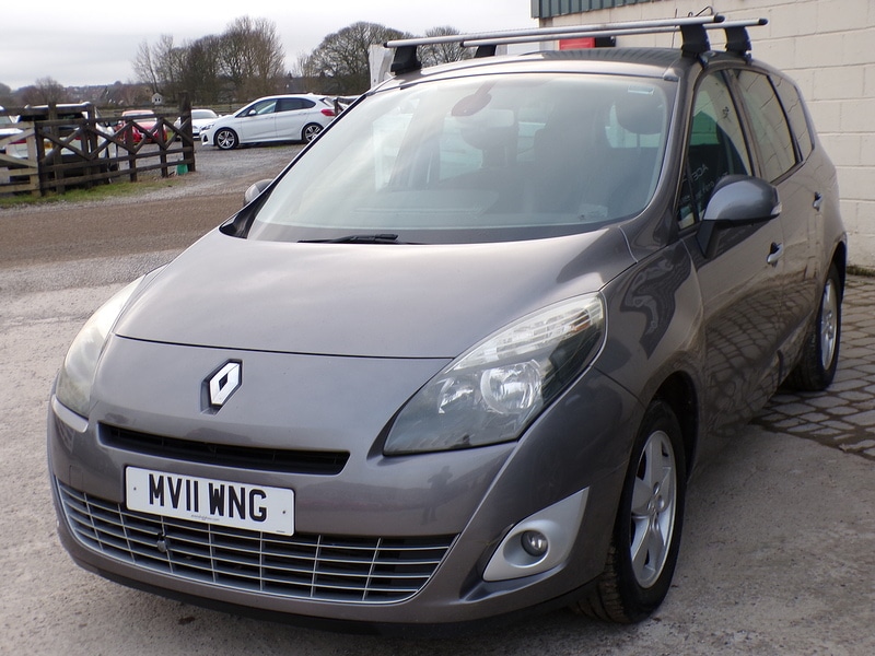Used Renault Grand Scenic 2011 for sale - 77129121: Photo 3
