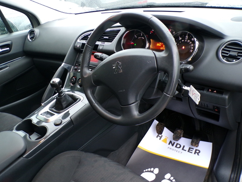 Used Peugeot 3008 2012 for sale - 77206829: Photo 12