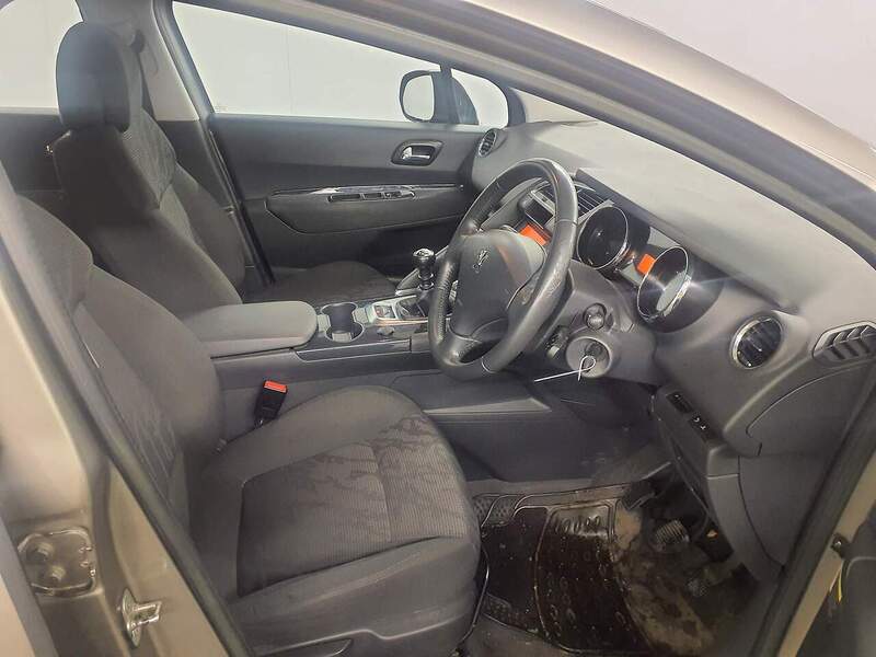 Used Peugeot 3008 2012 for sale - 77206829: Photo 7