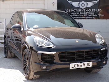 Used Porsche Cayenne 2017 for sale - 79434767: Photo