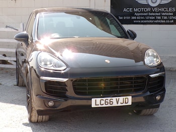 Used Porsche Cayenne 2017 for sale - 79434767: Photo